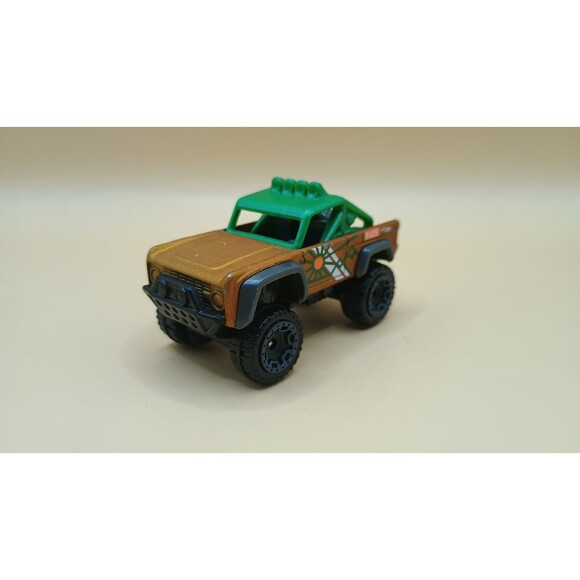 2024 HW REMOTE ADVENTURES Exclusive CUSTOM FORD BRONCO ☆satin gold☆Hot Wheels - Picture 1 of 7